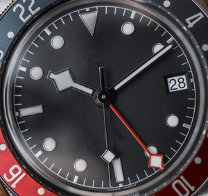 <span class=keywords><strong>Orologio</strong></span> <span class=keywords><strong>Classico</strong></span> con Vetro Zaffiro e Cinturino in Acciaio, Personalizza il Tuo Design, Lunetta in Alluminio, Orologi GMT da <span class=keywords><strong>Uomo</strong></span> 2018 - Product Image 5