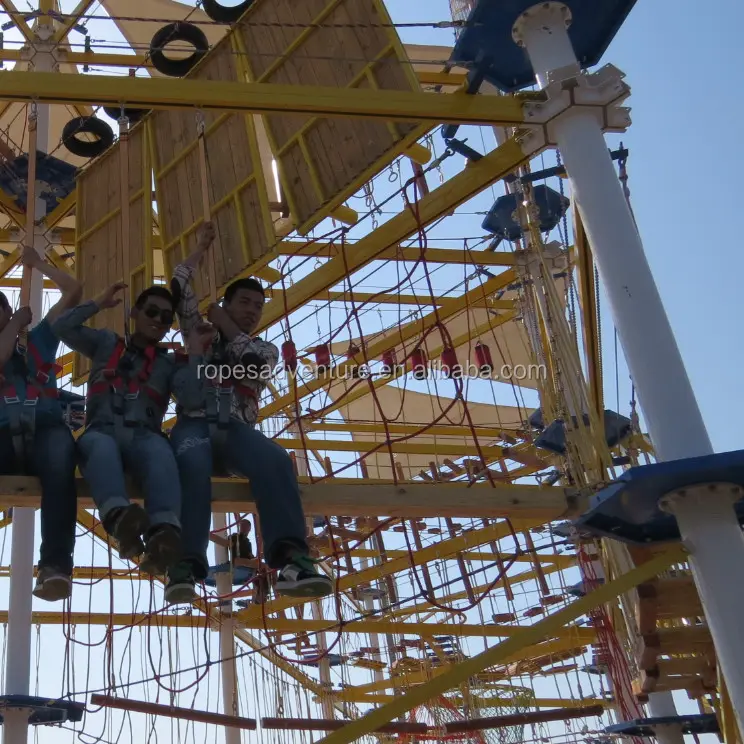 กลางแจ้ง zip line สนามเด็กเล่นอุปกรณ์ผจญภัย