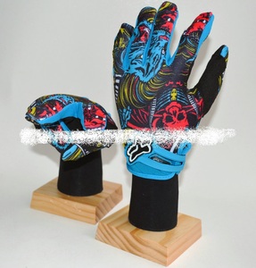 <span class=keywords><strong>Mano</strong></span> <span class=keywords><strong>de</strong></span> Maniquí Flexible Ajustable <span class=keywords><strong>de</strong></span> Plástico Suave para Exhibición <span class=keywords><strong>de</strong></span> Joyería y Guantes - Product Image 6