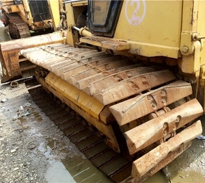 Bulldozer sobre orugas Cat D5c usado de excelente rendimiento a la venta - Product Image 2