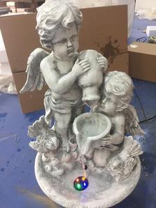 Fontaine solaire d'extérieur en résine en forme d'ange avec <span class=keywords><strong>design</strong></span> étanche fait main, style Art Déco - Product Image 3