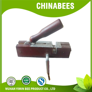 Vente chaude <span class=keywords><strong>Abeille</strong></span> Ruche Cadre Oeillet Trou <span class=keywords><strong>Poinçon</strong></span> outil de l'apiculture - Product Image 1