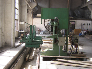 Sierra de banda <span class=keywords><strong>Vertical</strong></span> para madera, máquina de sierra de banda <span class=keywords><strong>Vertical</strong></span> de doble cabezal CNC, nuevo diseño - Product Image 4