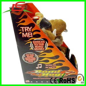 Carretera cerdo peluche juega nacido para ser salvaje felpa eléctrica cerdo - Product Image 2