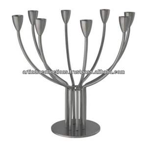 Candélabre en métal à 7 bras de finition antique Bougeoirs élégants Pots de lanternes pour décorations de mariage de bureau à domicile - Product Image 1