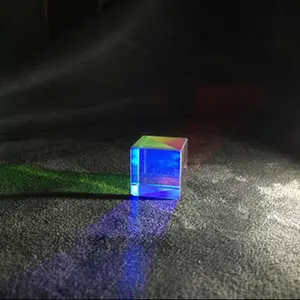 中国サプライヤー光学コンポーネントプリズム用立体固めbeamsplitterキューブ