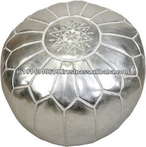 Pouf de style marocain tabouret élégant ou pouf pour la décoration intérieure - Product Image 1