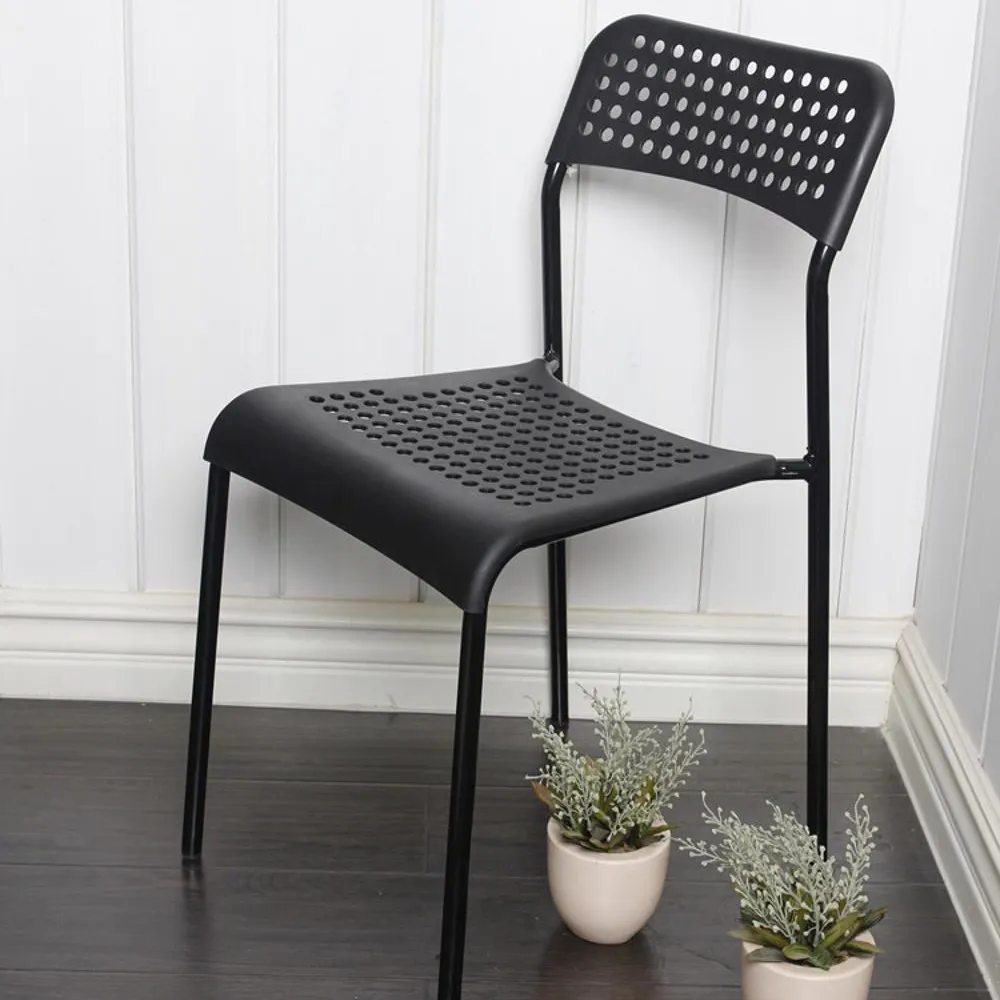 Популярная дешевая домашняя мебель, пластиковые стулья для столовой, цветные пластиковые стулья с отверстиями оптом