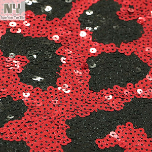 Nanyee tekstil İtalya pazarı pullu nakış kırmızı leopar madeni pul kumaş sipariş yapmak - Product Image 4