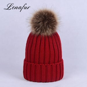 Ladies winter women Vogue crochet with POM ball hand woven Beanie realistic faux fur <span class=keywords><strong>animal</strong></span> hats - Product Image 5
