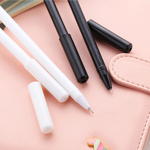 Kawaii gato huella bolígrafos <span class=keywords><strong>de</strong></span> <span class=keywords><strong>Gel</strong></span> escribiendo lindo garra negro tinta pluma <span class=keywords><strong>de</strong></span> firma - Product Image 2