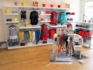 Wholesale <strong>Retail</strong> Custom Wall Mounted Stylish Shop <strong>Display</strong> Shelves Kids <strong>Clothing</strong> <strong>Racks</strong> - Product Image 4