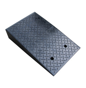 800*500*160 Mm Giao Thông Xe Ô Tô Đường Bộ Bãi Đậu Xe Cao Su Di Động Lề Đường - Product Image 2