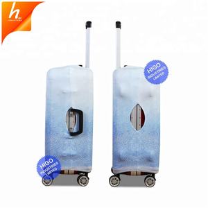 زهر الكرز طباعة متوسطة حقيبة واقية المضادة للخدش غطاء الأمتعة مع إغلاق السوستة - Product Image 5