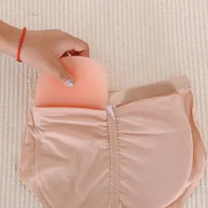 Donne Sexy hip up mutandine corpo che modella il confinare ingrandimento del silicone butt booster pad