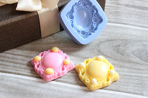 Broche <span class=keywords><strong>de</strong></span> señora <span class=keywords><strong>de</strong></span> silicona <span class=keywords><strong>en</strong></span> <span class=keywords><strong>forma</strong></span> <span class=keywords><strong>de</strong></span> torta M LD dual, hotcake molde <span class=keywords><strong>de</strong></span> silicona hechos <span class=keywords><strong>a</strong></span> medida - Product Image 3