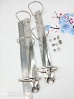 Clip Metálico para Archivos de 3 Anillos, Superficie Plateada Brillante, 210 mm de Longitud, Mecanismo de Activación Metálico, para Uso Escolar, Fabricado en China