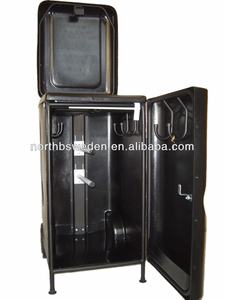 Caja de Plástico con Cerradura para Montura de Caballo - Product Image 3
