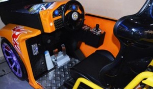 Hotselling vui chơi giải trí đồng tiền hoạt động <span class=keywords><strong>Arcade</strong></span> 32lcd ban đầu D 5 xe đua Video Mô phỏng trò chơi máy để bán - Product Image 5