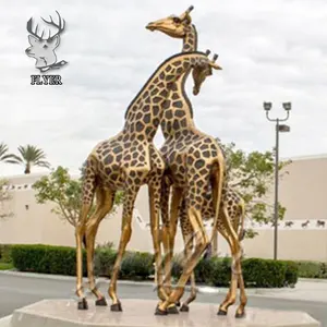 公园装饰大型青铜长颈鹿雕塑三件