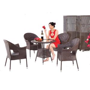 <span class=keywords><strong>Conjunto</strong></span> de <span class=keywords><strong>Mesa</strong></span> <span class=keywords><strong>y</strong></span> <span class=keywords><strong>Sillas</strong></span> de Jardín de Diseño Contemporáneo en Ratán, No Plegable - Product Image 1