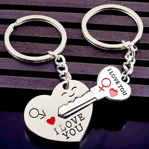Fashion Couple Keychain Silver Tone Love Heart Key Chains Lock Rings Women Bag Jewelry Wedding Trinket Female Valentine Day Gift