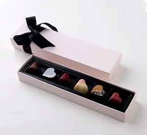 Custom sweet wedding cardboard bonbon gift box packaging candy chocolate box with plastic inserts and ribbon decoration