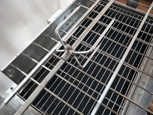 De Navidad al aire libre o en <span class=keywords><strong>el</strong></span> <span class=keywords><strong>restaurante</strong></span> Chipre barbacoa asador automático Parrilla de carbón - Product Image 4