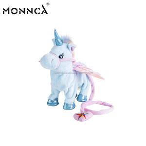 Stock venta al por mayor de canto caminar unicornio de juguete de felpa con alas cuerdas - Product Image 2