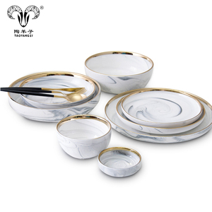 Service <span class=keywords><strong>de</strong></span> table en porcelaine <span class=keywords><strong>de</strong></span> 20 pièces, aspect marbre, plaque dorée, mariage à Dubaï - Product Image 4