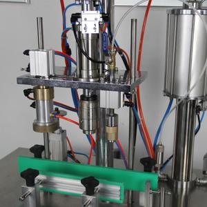 Machine de remplissage de cartouches de gaz butane pour camping au <span class=keywords><strong>prix</strong></span> d'usine / <span class=keywords><strong>Semi</strong></span>-<span class=keywords><strong>automatique</strong></span> - Product Image 4