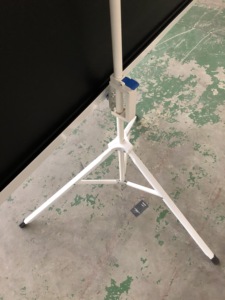 Màn hình chiếu chân máy 70 "x 70" - Product Image 3