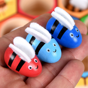 Juguete Educativo Montessori de Abeja, Caja de Juego de Madera con Colmena, Juego de Emparejamiento para Niños - Product Image 6