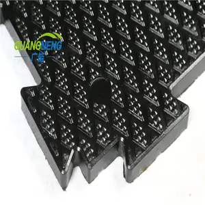 round dot rubber Stall Floor Matting, fluted bottom rubber stable floor tile