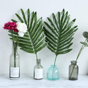 Palme artificiali di vendita calde Canada foglie di palma tropicali artificiali con steli decorazione <span class=keywords><strong>hawaiana</strong></span> per feste Luau - Product Image 3