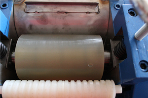 Machine de dé<span class=keywords><strong>coupe</strong></span> de granulés en PP, PE, PVC souple, EPS, prix d'usine, coupeur de racines en plastique - Product Image 2