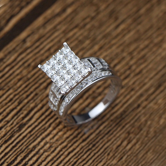 Bishilin 18K Gold Plated Fashion Womens Rings White Gold Plated Clear AAA Swiss CZ Square Wedding Bishilin 18K Gold Plated Fashion Womens Rings White Gold Plated Clear AAA Swiss CZ Square Wedding