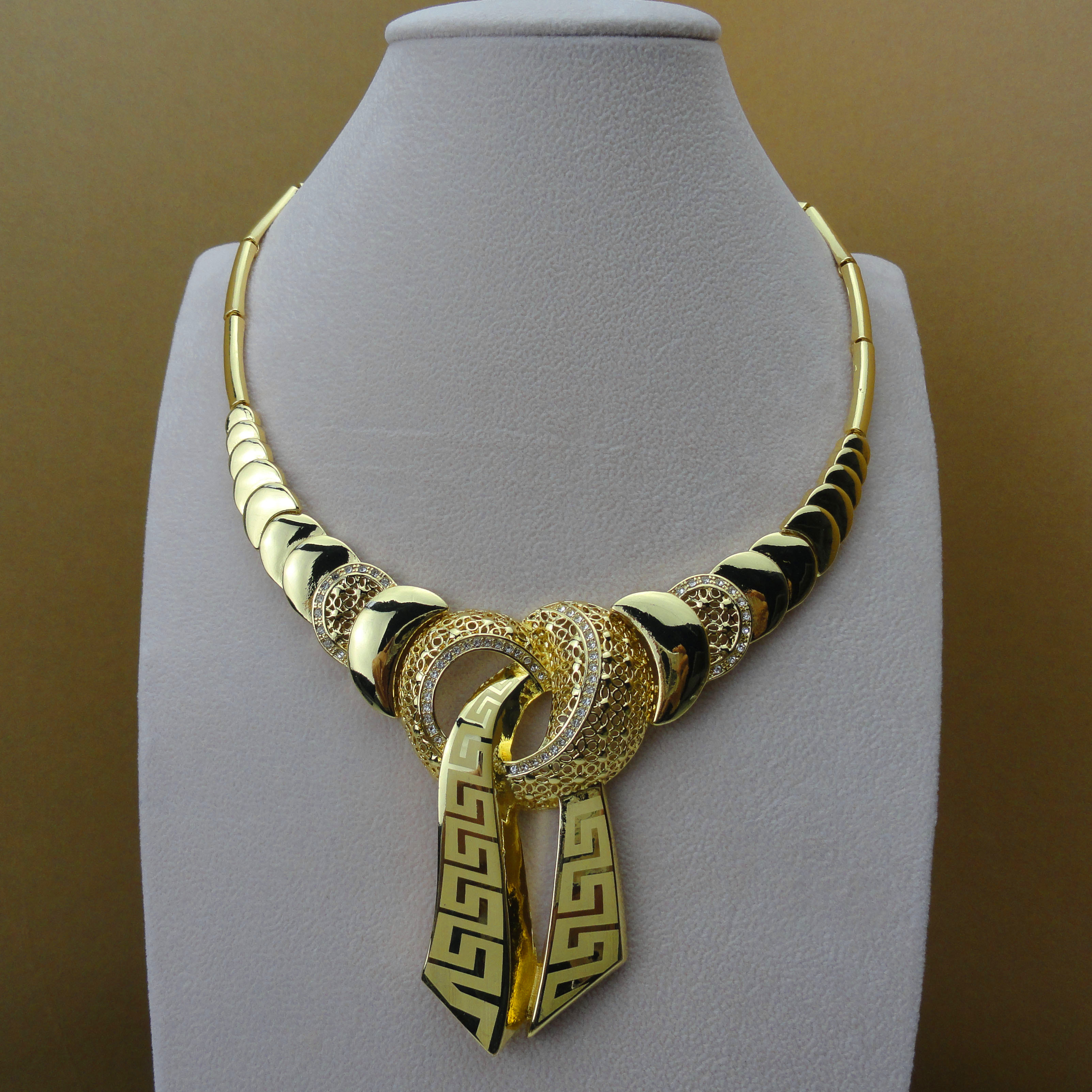 Shop Our Roman Costume Jewelry Elegant Durable - Main Image