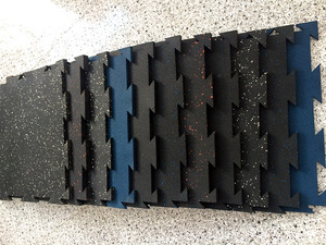 EPDM Flexibele Gym <span class=keywords><strong>Rubber</strong></span> Vloeren 18mm Gym <span class=keywords><strong>Rubber</strong></span> Interlock Puzzel Tegels <span class=keywords><strong>Mat</strong></span>