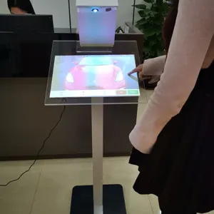 Автомобильный выставочный зал/информационный киоск для автодилера с виртуальной технологией касания