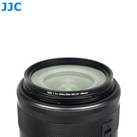 Le filtre UV circulaire JJC Offre Spéciale 49mm protège l'objectif de l'appareil photo de la poussière, de l'humidité et des rayures