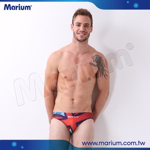 2016 Hot Sexy Swimming suits England Flag Swim Briefs Polyester and Spandex Fabric Swimwear For Men - Product Image 2