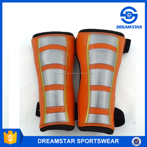 Al por mayor y Al Por Menor Caliente <span class=keywords><strong>de</strong></span> Encargo del Fútbol <span class=keywords><strong>Espinilleras</strong></span> - Product Image 2