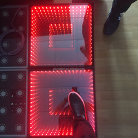 Bureau LED interactif moderne en verre avec éclairage intégré et télécommande pour usage commercial dans les bars, centres commerciaux et hôtels