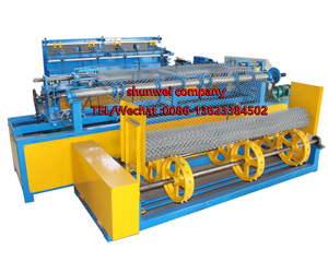 Hot sale fully automatic chain link fence net making machine for diamond wire mesh net