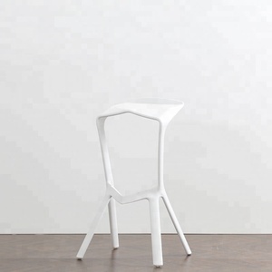 Mobili di Fabbrica all'Ingrosso Sgabello da Bar Impilabile in Plastica Nera <span class=keywords><strong>per</strong></span> Esterno Sedia da <span class=keywords><strong>Cucina</strong></span> - Product Image 4