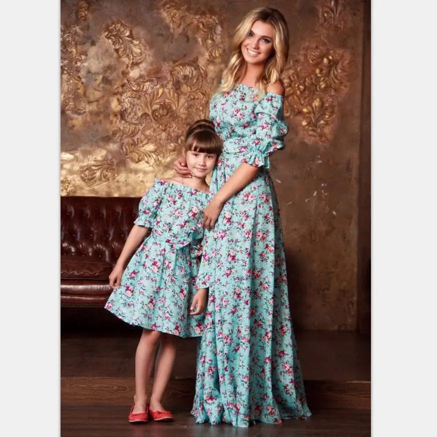 Nouvelle arrivée famille vêtements assortis boutique maman et fille soirée fleur robe de mariée