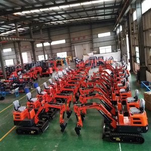 Mini excavatrice Offre Spéciale de 1 tonne 8.6kw machine à creuser moteur Changchai <span class=keywords><strong>Toshiba</strong></span> cylindre hydraulique type chenille garantie de 1 an - Product Image 6
