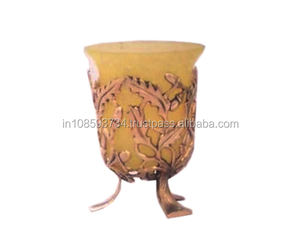 Bougeoir en verre jaune avec support en feuille d'or - Product Image 1