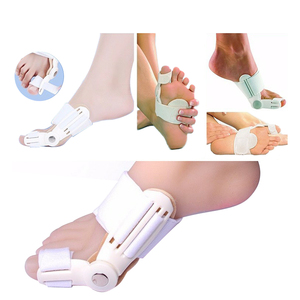 2022 Hot Hallu Valgus Guard Thumb Valgus <strong>Protector</strong> Foot Corrector <strong>Bunion</strong> Toe Separator - Product Image 1